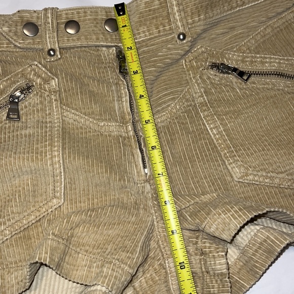 NWTS FREE PEOPLE WELCOME TO THE PARTY SHORTS (28) - Picture 9 of 11